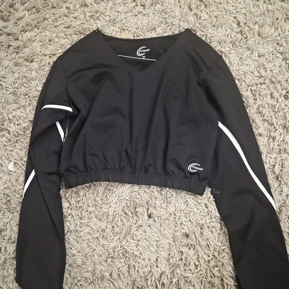 Chasse Tops - Chassé Black Long Sleeve Cheer Crop Top Size M Athletic Dance Gym